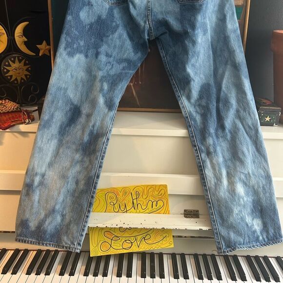 Levi's 501 Button Fly Men's Light Blue Upcycled Straight Jeans Size W36 L30 - Picture 8 of 16